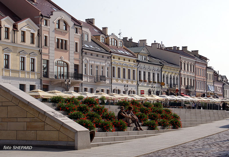 http://www.polimedia.pl/Galeria/Rynek_5674.jpg